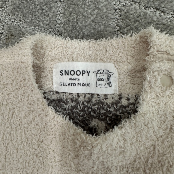 Gelato Pique X Snoopy Infant bodysuit. Size 70 cm good for 3-9months babya - Picture 4 of 5